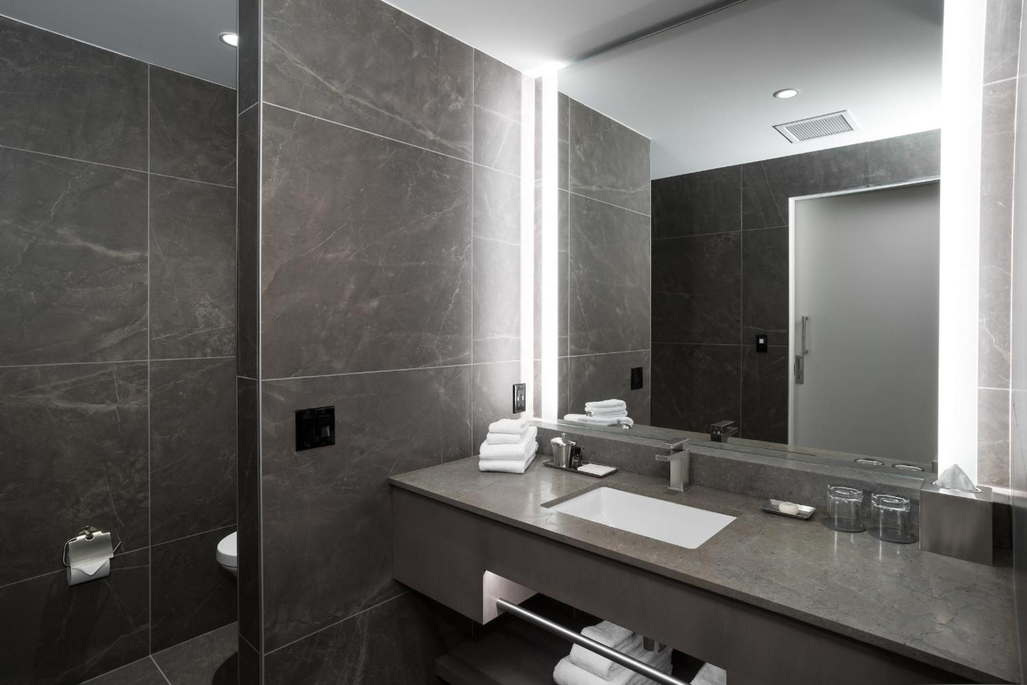 Innovation Hotel Naples Park Екстериор снимка